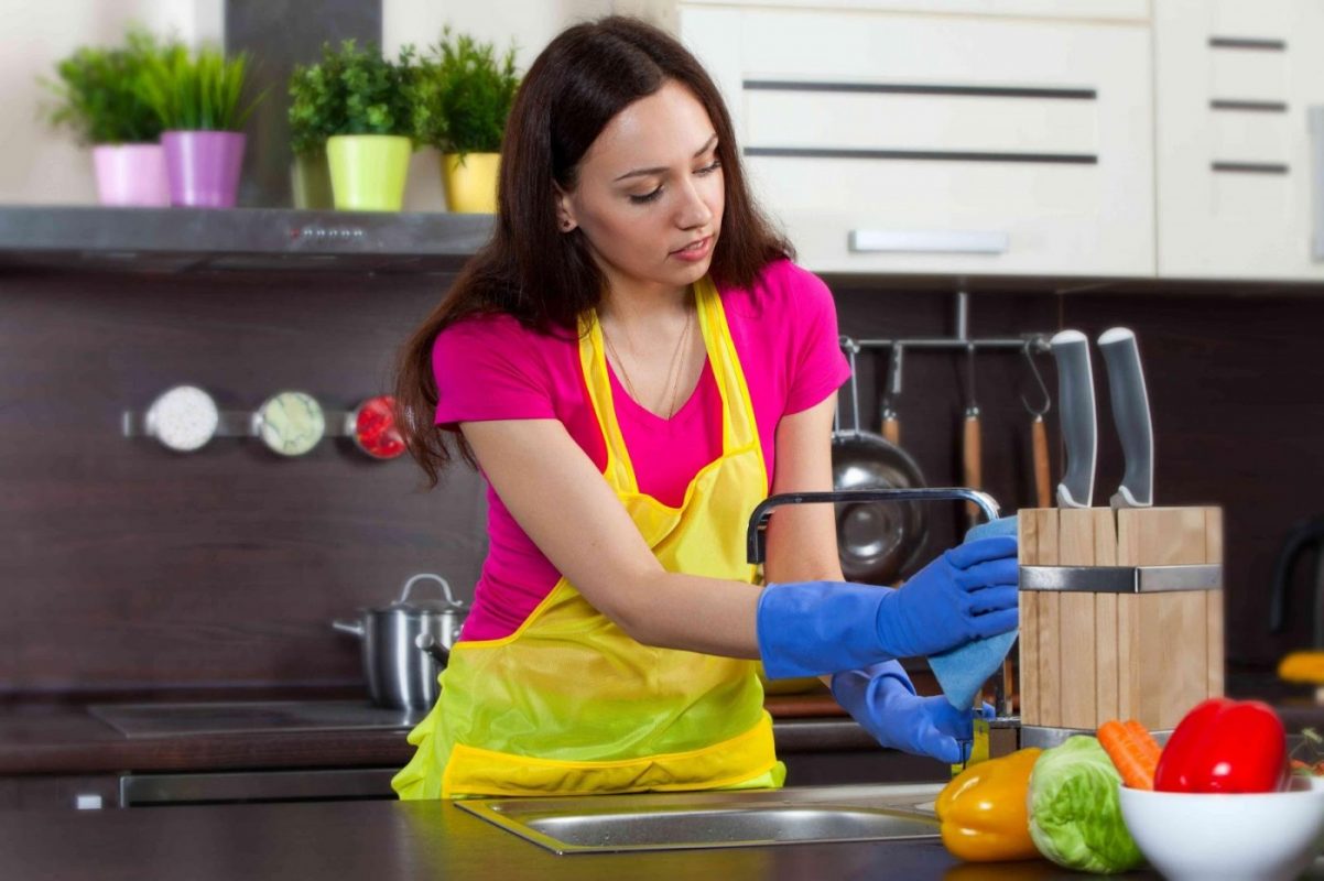 cách vệ sinh nhà bếp bằng nước axit điện giải từ Máy lọc nước Kangen